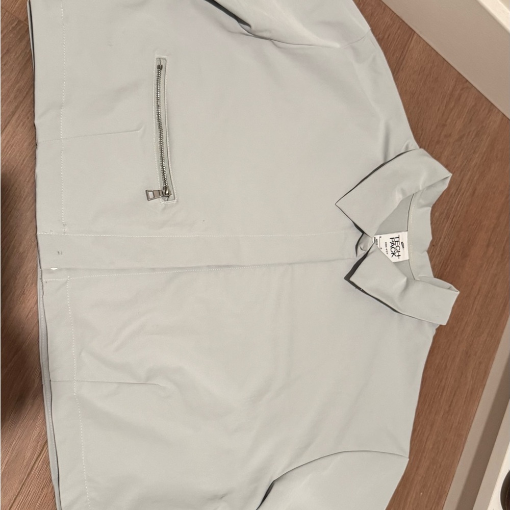 Nike Tech Pack Light Gray Shirt